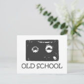 Carte Postale Cassette Old School ! (Debout devant)