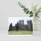 Carte Postale Castelo de Guimarães, Portugal (Debout devant)