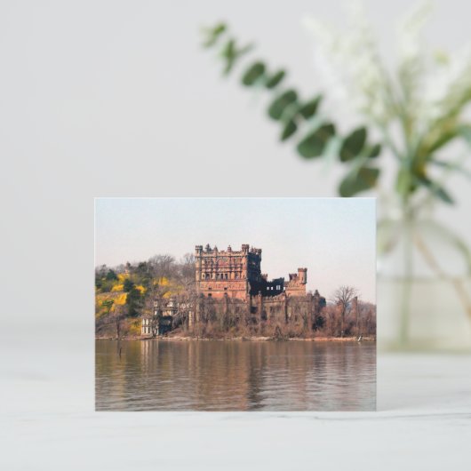 Carte postale Castle Ruins (Debout devant)