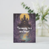 Carte Postale Castle Under a Yellow Moon Nouvelle adresse (Debout devant)