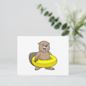 Carte Postale Castor à la baignade avec anneau de natation (Debout devant)