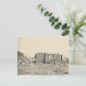 Carte Postale catastrophe naturelle (Debout devant)