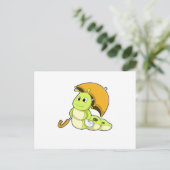 Carte Postale Caterpillar avec parapluie (Debout devant)
