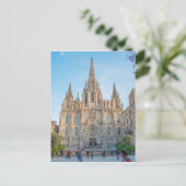 Carte postale Cathédrale de Barcelone, Espagne (Debout devant)