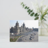 Carte postale Cathédrale de Zocalo, Mexico (Debout devant)