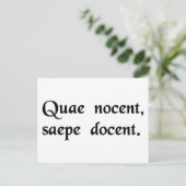 Carte Postale Ce qui fait mal, instruit souvent. (Debout devant)