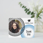 Carte Postale Cercles pointus | Merci de la graduation photo (Debout devant)