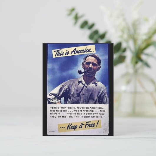 Carte Postale C'Est L'Amérique Qui La Garde Libre ! (Debout devant)