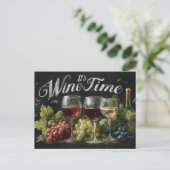 Carte Postale "C'est l'heure du vin" Rustic Chalkboard Art (Debout devant)