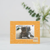 Carte Postale C'est serré. Il aime. (Debout devant)