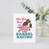 Carte Postale Cette fille tourne sur Jésus et la course de baril (Debout devant)