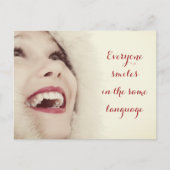 Carte Postale Chacun sourit dans la même langue (Devant)