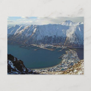 Carte Postale Chaîne de Montagnes d'Alaska et Ville en Dessous