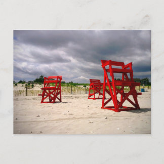 Carte postale Chaises de garde-vie