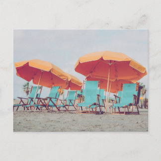 Carte Postale Chaises de plage en bleu et orange Voyage Photogra