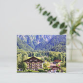 Carte Postale Chalet suisse (Debout devant)