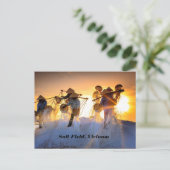 Carte Postale Champ de sel du Vietnam (Debout devant)