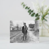 Carte Postale Chasse au lapin, 1908 (Debout devant)