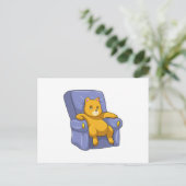 Carte Postale Chat avec canapé (Debout devant)