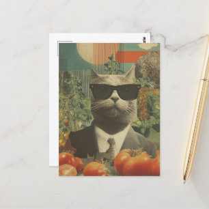 Carte Postale Chat en costume dans un jardin de tomates