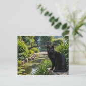 Carte Postale Chat noir dans un jardin (Debout devant)