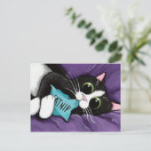 Carte Postale Chat noir et blanc avec Coussin de chat - Art de c (Debout devant)