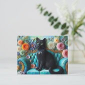 Carte Postale Chat noir sur le canapé (Debout devant)