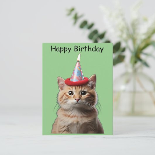 Carte Postale Chat portant une flamme sur un chapeau d'anniversa (Debout devant)
