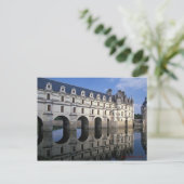 Carte postale Château 27 (Debout devant)