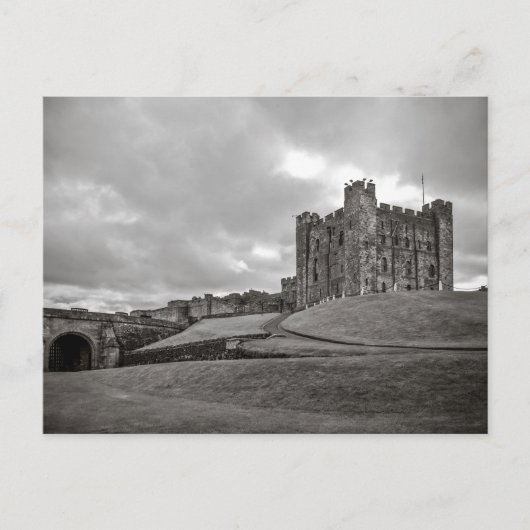 Carte Postale Château de Bamburgh Angleterre (Devant)