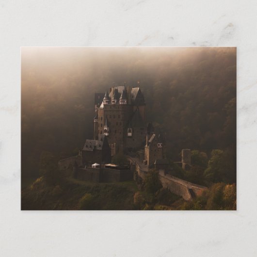 Carte Postale Château de Burg Eltz dans le brouillard matinal (Devant)
