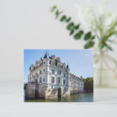 Carte Postale Château de Chenonceau dans la vallée de la Loire - (Debout devant)