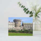 Carte Postale Château de Dublin (Debout devant)
