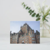 Carte postale Château Frontenac (Debout devant)