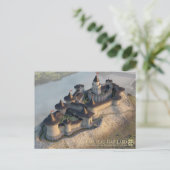 Carte Postale Château-Gaillard veillant sur le Petit Andely, (Debout devant)