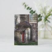 Carte Postale Château - La porte cachée à l'arrière (Debout devant)