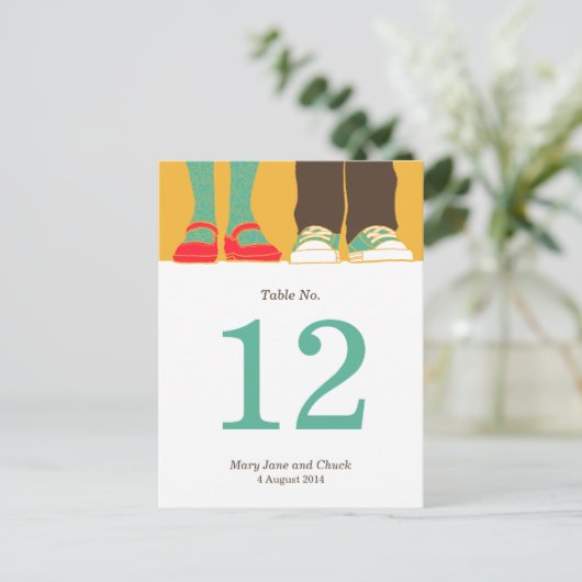 Carte Postale Chaussures de fille et baskets illustrées Mariage  (Debout devant)