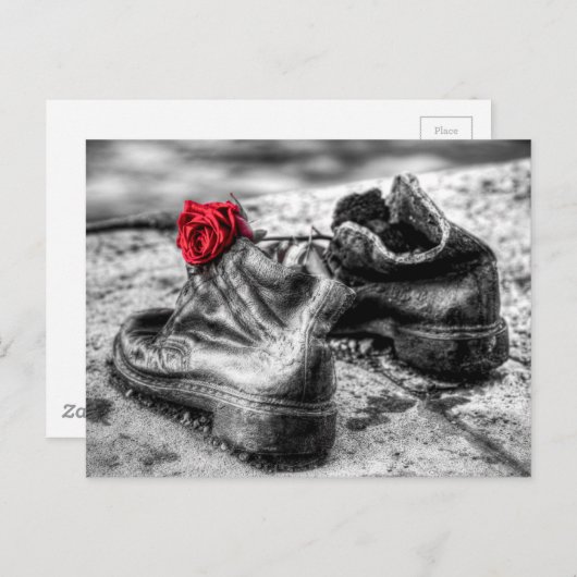 Carte Postale Chaussures Sur Le Danube (Devant / Derrière)