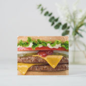 Carte Postale Cheeseburger (Debout devant)