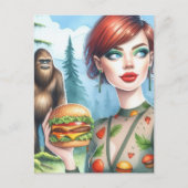 Carte Postale Cheeseburger avec sasquatch dans la forêt (Devant)