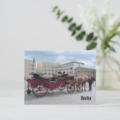 Carte Postale Cheval et buggy de Berlin (Debout devant)