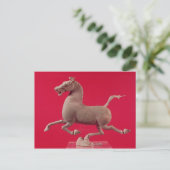 Carte Postale Cheval galopant avec un Hoof Repose sur un (Debout devant)