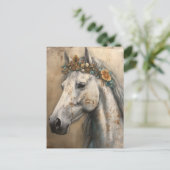 Carte Postale Cheval gris adorable dans une couronne (Debout devant)