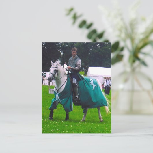 Carte Postale chevalier (Debout devant)