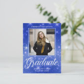 Carte Postale Chic Blue Sparkle Graduate Photo Graduate (Debout devant)