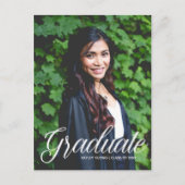 Carte Postale Chic Graduate Photo 2025 Faire-part de graduation (Devant)