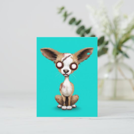 Carte Postale Chien Chihuahua Chiot mignon Zombie en bleu (Debout devant)