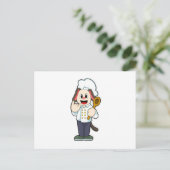 Carte Postale Chien comme cuisinier avec cuillère en bois et tab (Debout devant)