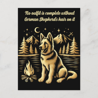 Carte Postale Chien d'or par le feu de camp
