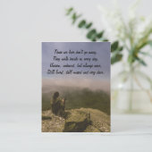 Carte Postale Chien et femme sur une falaise rocheuse (Debout devant)